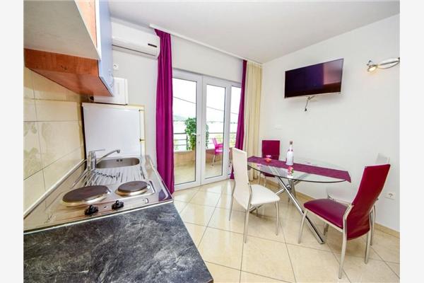 Apartment A6, for 4 persons