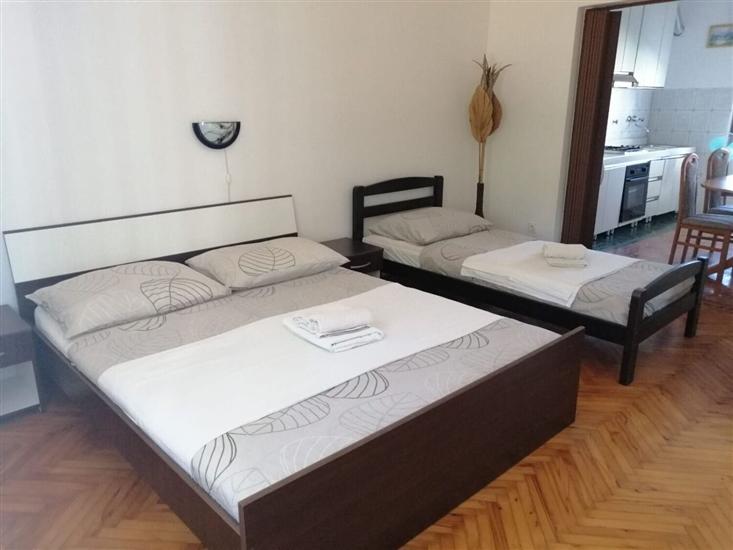 Apartment A1, for 3 persons
