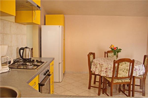 Apartman A2, na 4 osebe