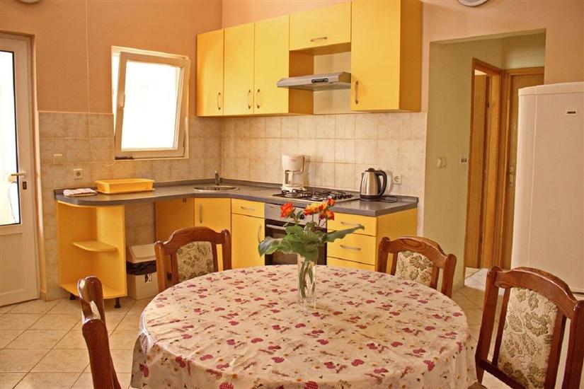 Apartman A2, na 4 osebe