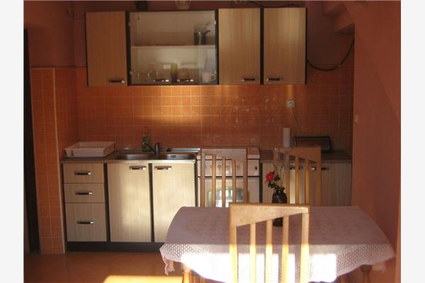 Apartment A1, for 5 persons