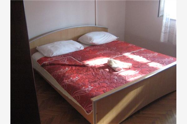 Apartment A1, for 5 persons