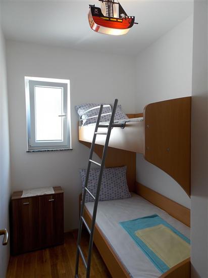 Apartment A2, for 5 persons