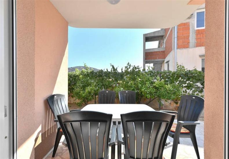 Apartment A3, for 5 persons