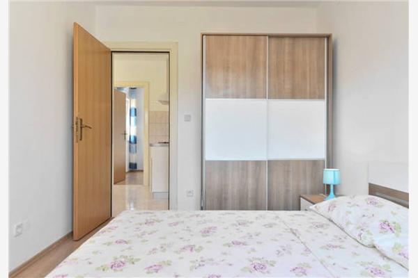 Apartment A3, for 5 persons