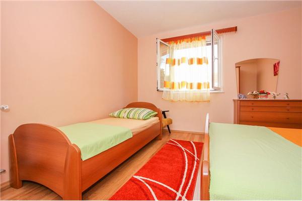 Apartment A1, for 6 persons
