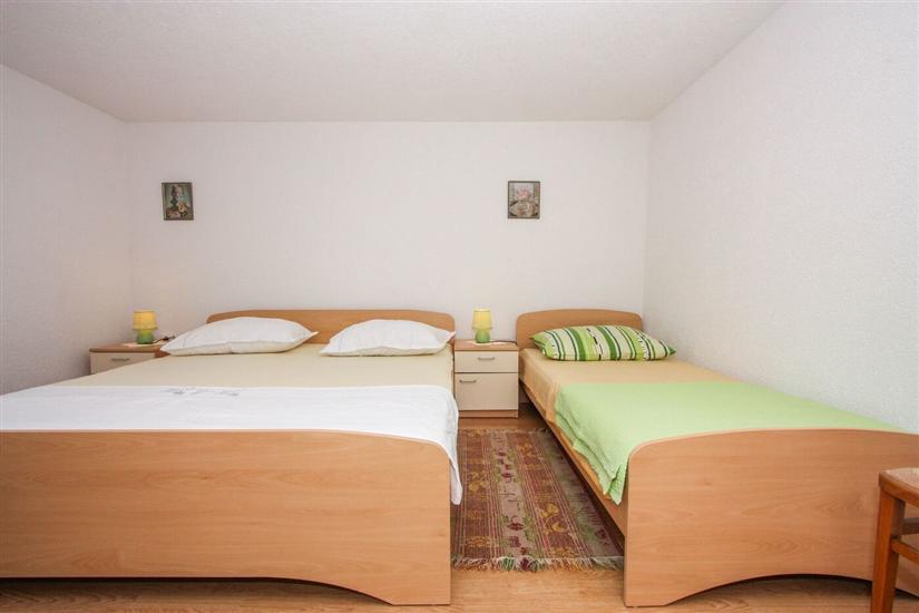 Apartment A2, for 3 persons