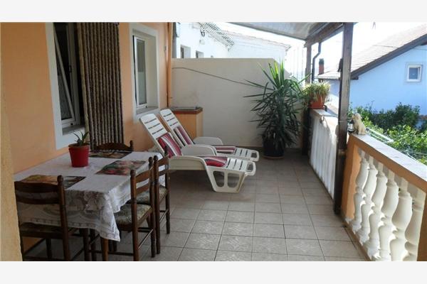 Apartment A2, for 3 persons