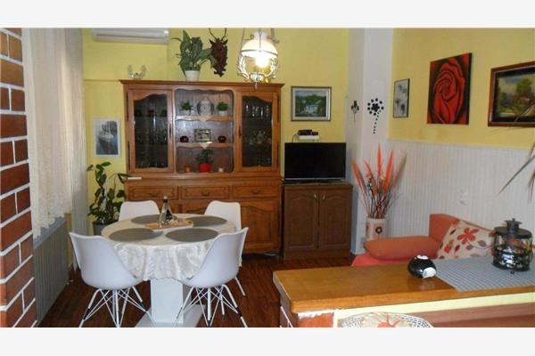 Apartment A2, for 3 persons