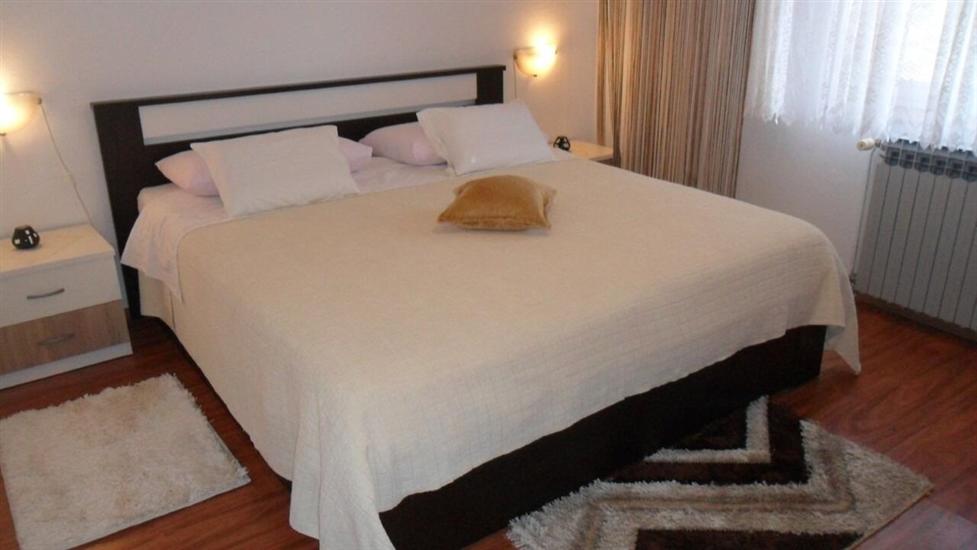 Apartment A2, for 3 persons