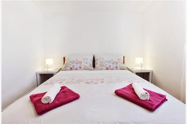 Apartment A1, for 5 persons