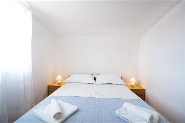 Apartment A2, for 3 persons