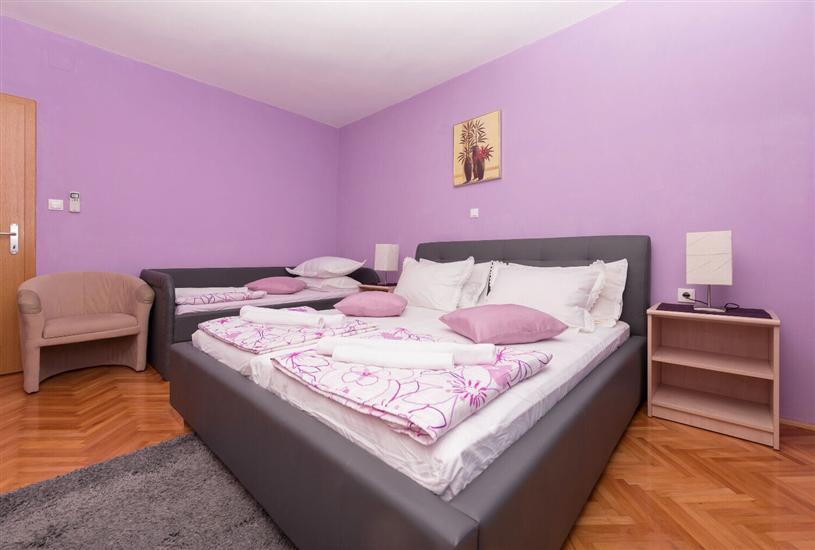 Apartment A4, for 5 persons