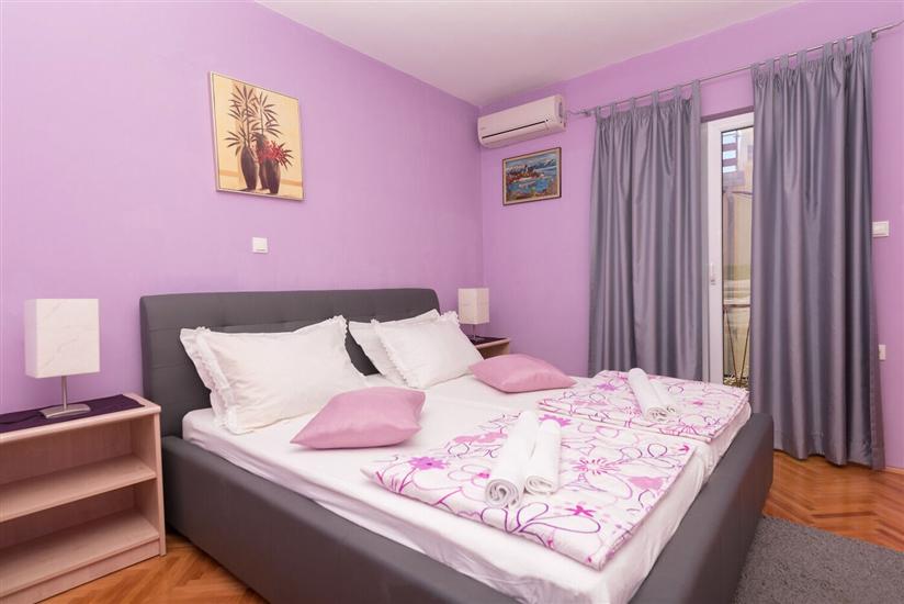 Apartment A4, for 5 persons