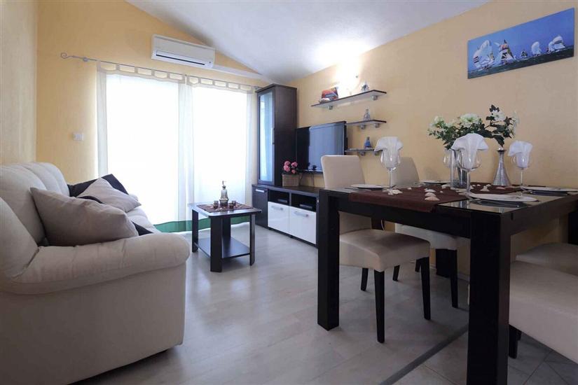 Apartment A1, for 4 persons