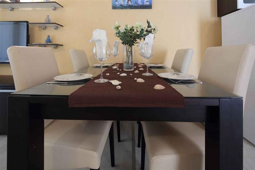 Apartment A1, for 4 persons