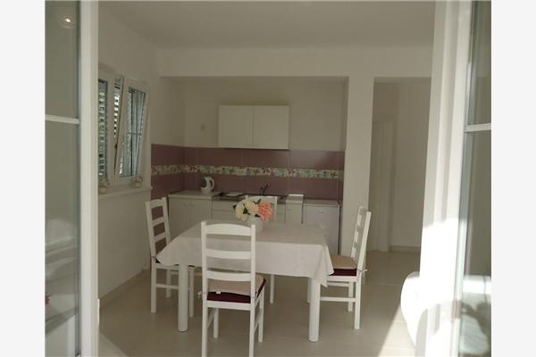 Apartment A1, for 3 persons