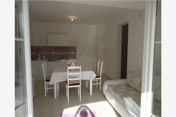 Apartment A2, for 5 persons