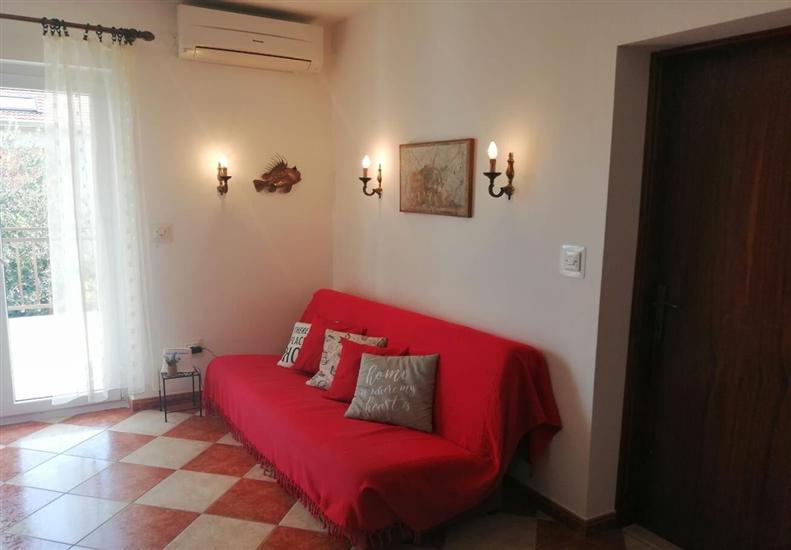 Apartment A1, for 5 persons