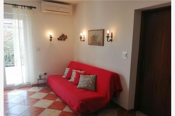 Apartment A1, for 5 persons