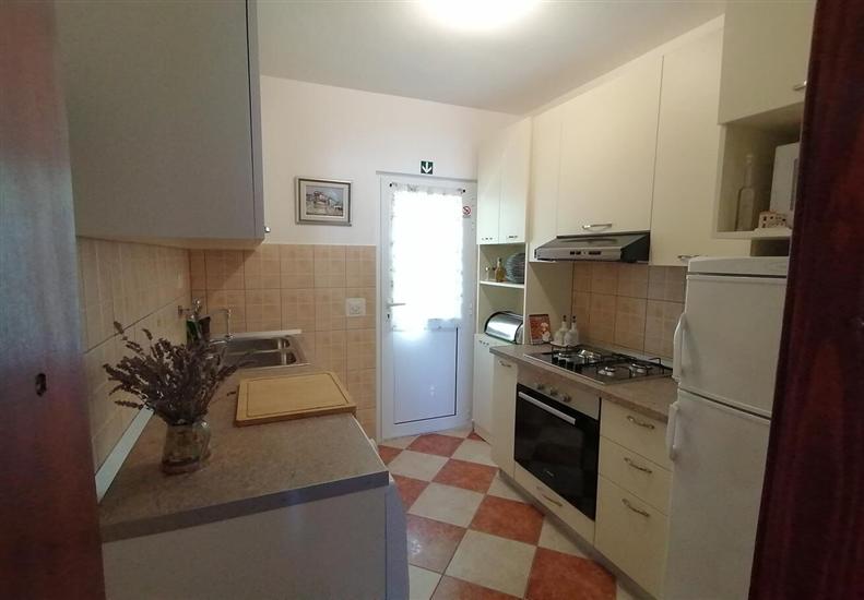 Apartment A1, for 5 persons