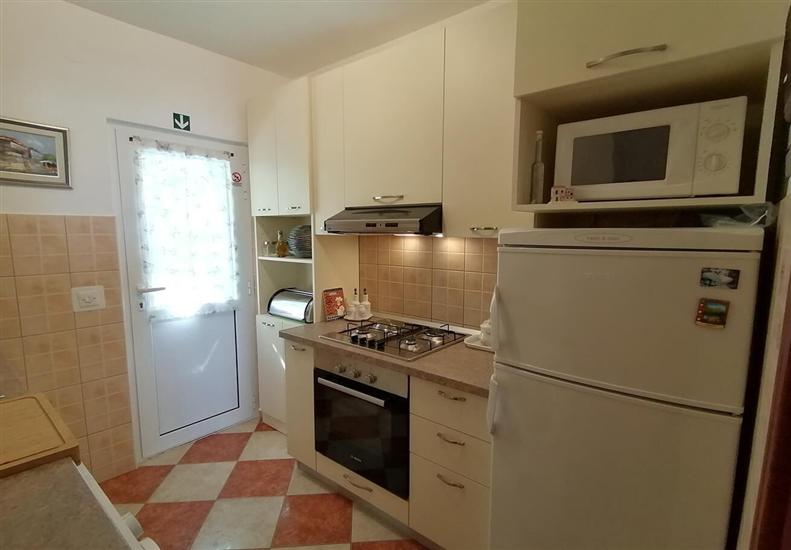 Apartment A1, for 5 persons