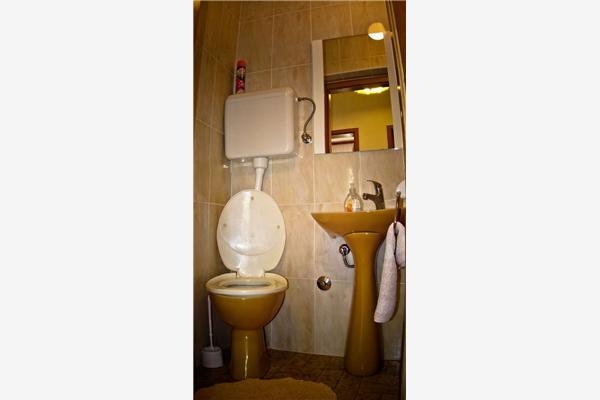 Apartment A1, for 6 persons