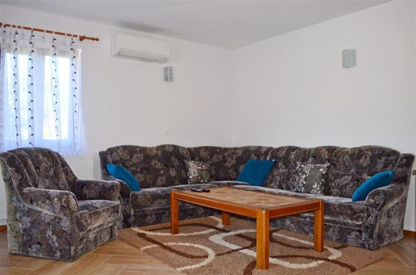 House K1, for 8 persons