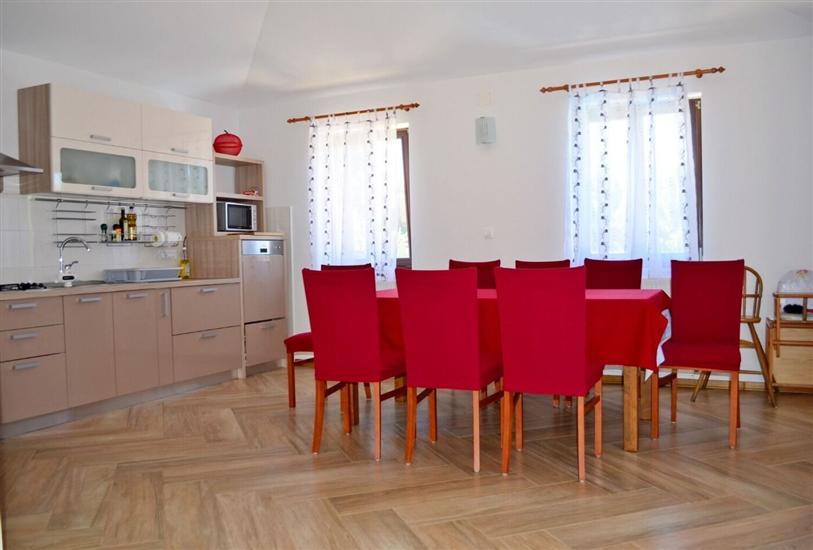 House K1, for 8 persons