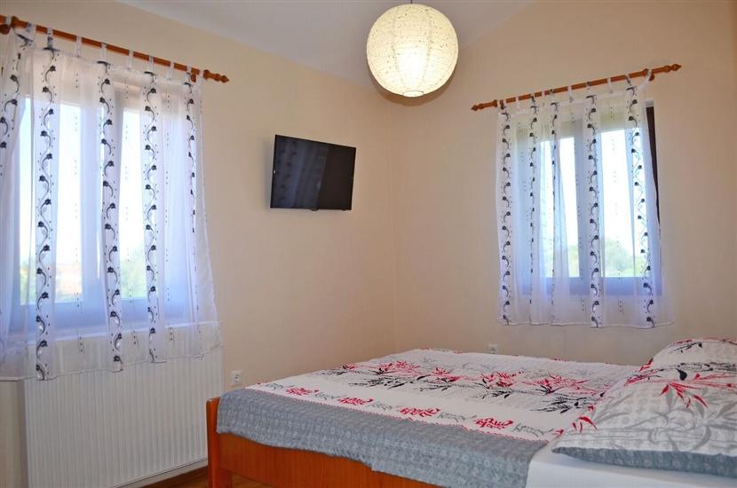 House K1, for 8 persons