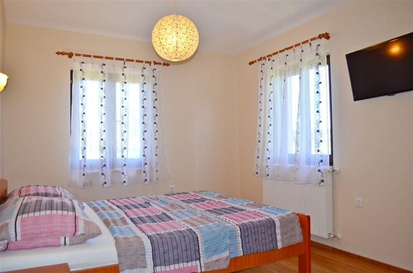 House K1, for 8 persons