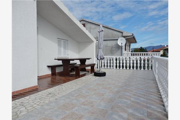 Apartment A6, for 6 persons