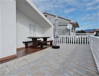 Apartment A6, for 6 persons