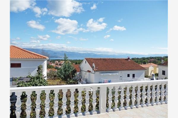 Apartment A6, for 6 persons