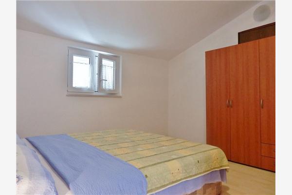 Apartment A6, for 6 persons
