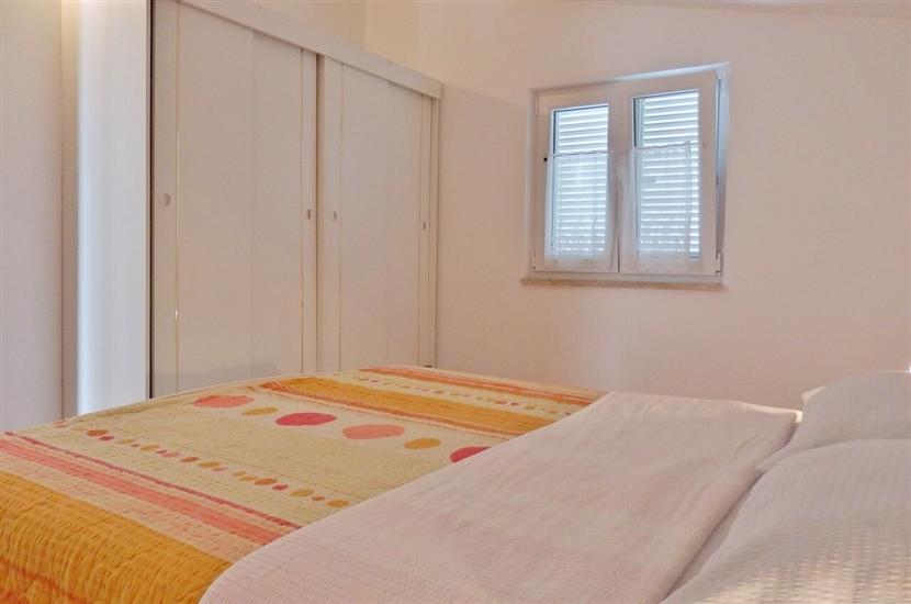 Apartment A6, for 6 persons