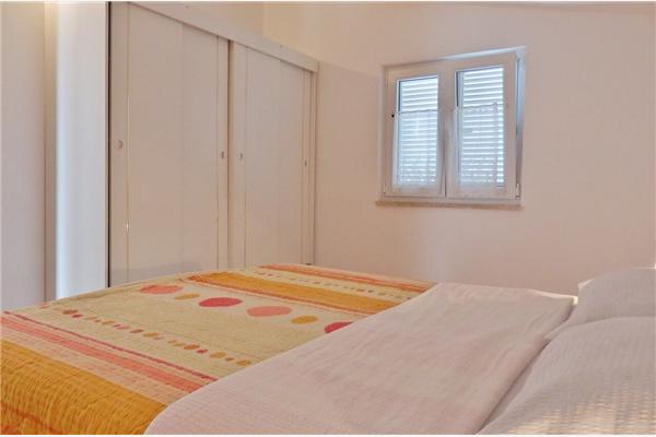 Apartment A6, for 6 persons