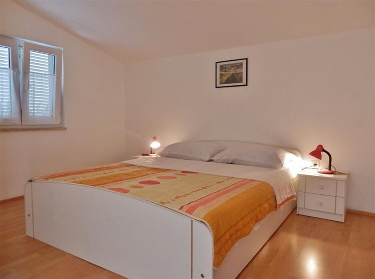 Apartment A6, for 6 persons