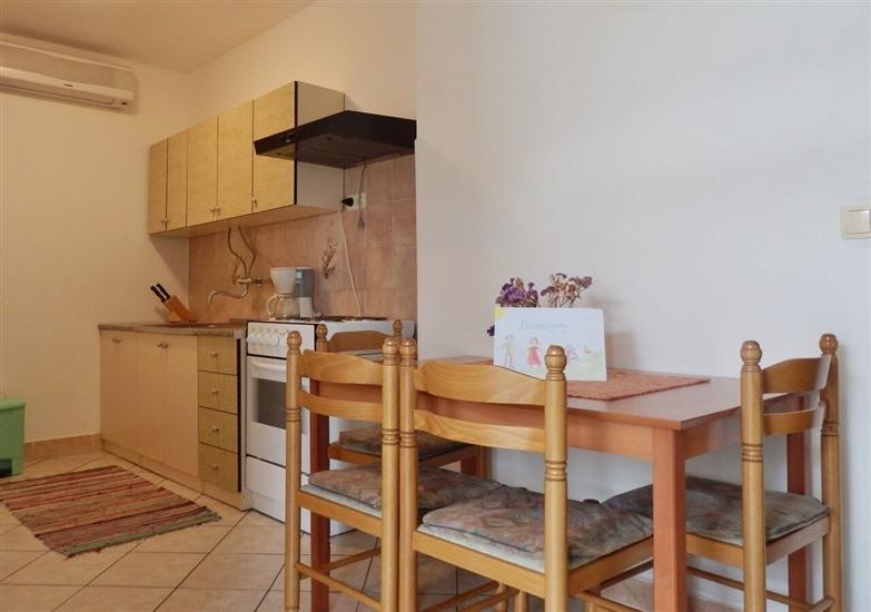 Apartment A4, for 4 persons