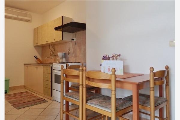 Apartment A4, for 4 persons