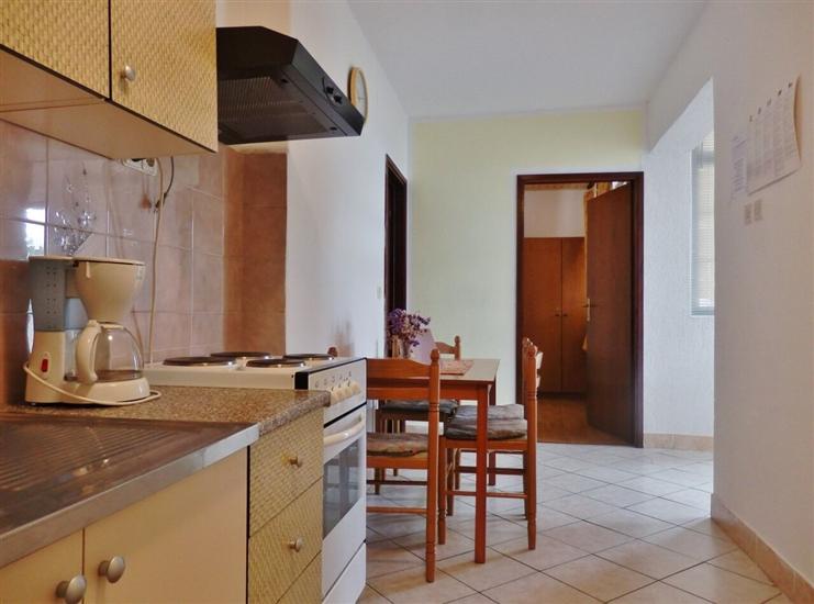 Apartment A4, for 4 persons