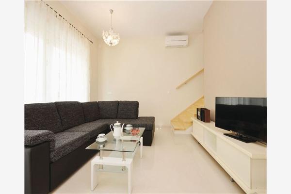 House K1, for 5 persons