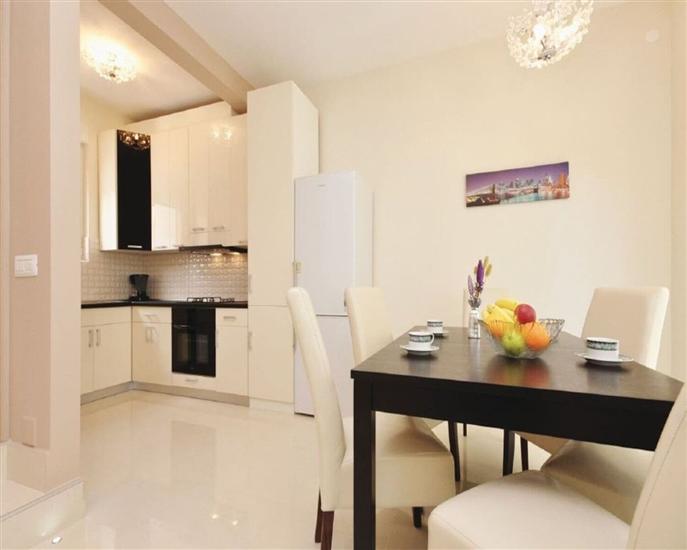 House K1, for 5 persons