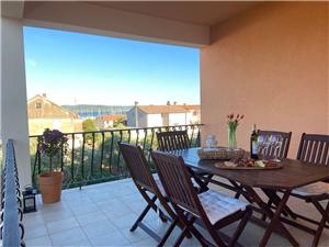 Appartement Riviera de Zadar,RéservezRenciDe 361 €