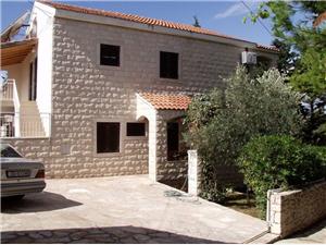 Apartment Middle Dalmatian islands,BookDeMarFrom 69 €