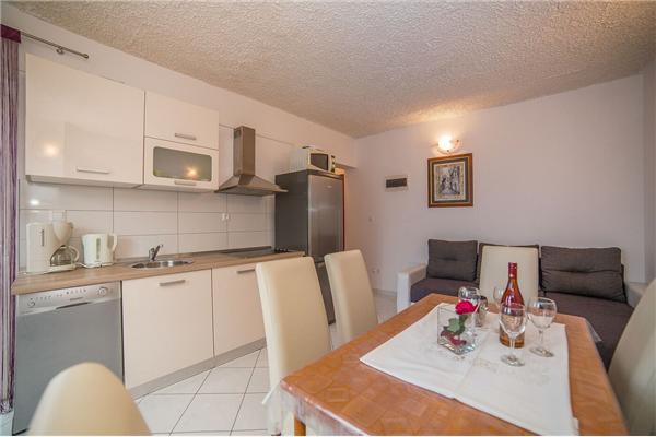 Apartment A3, for 5 persons