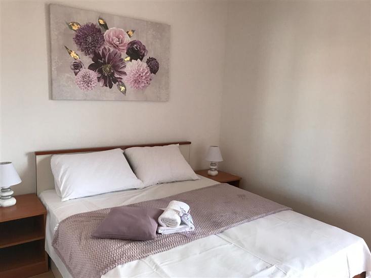 Apartment A3, for 5 persons