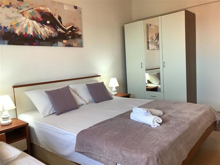 Apartment A3, for 5 persons