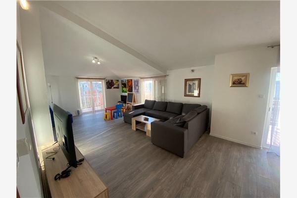 Apartment A4, for 7 persons