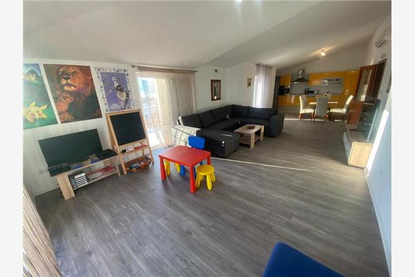 Apartment A4, for 7 persons